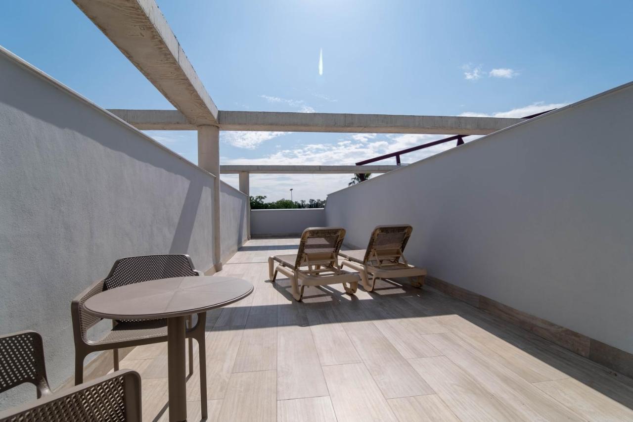 Aljarafe Suites By Qhotels Gelves Екстериор снимка