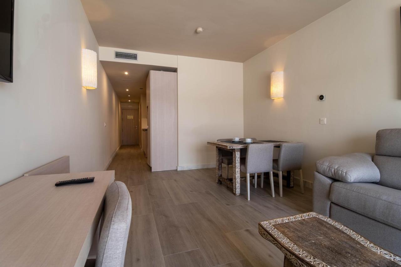 Aljarafe Suites By Qhotels Gelves Екстериор снимка